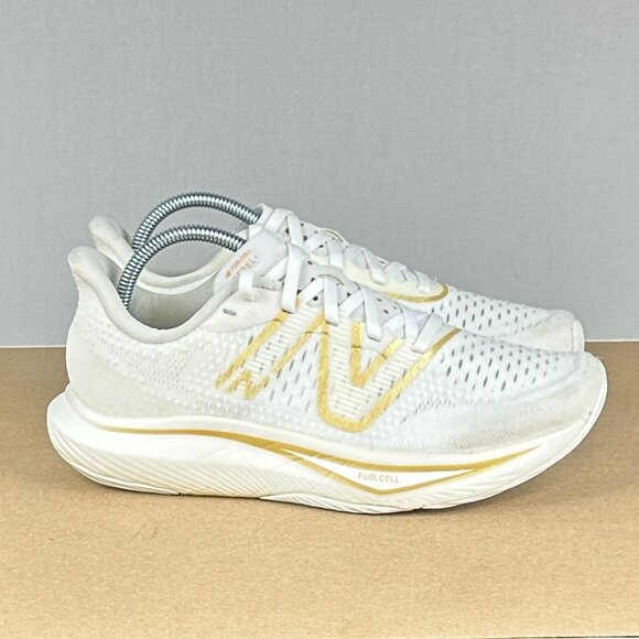 New Balance FuelCell Rebel Athletic Running Shoes Womens 7 White Gold Low Top - Picture 3 of 10